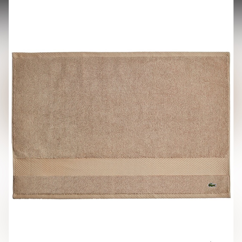 Lacoste Heritage Antimicrobial Bath Mat in Sand. NIB.